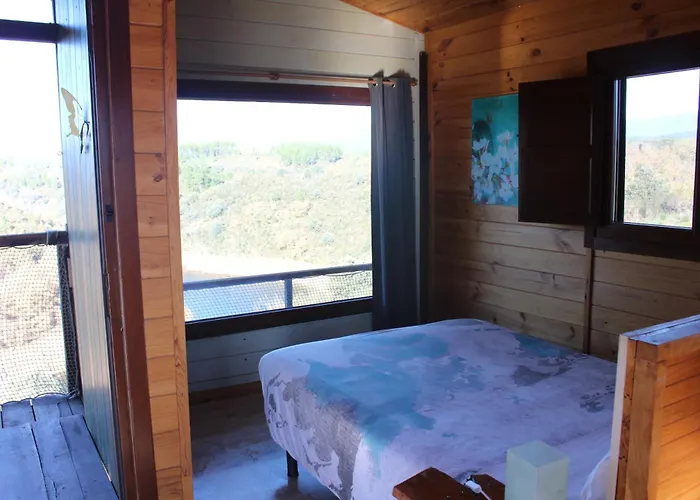 Campo de lujo En árboles De Extremadura Villasbuenas de Gata